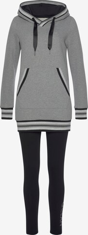 OCEAN SPORTSWEAR Tracksuit in Grey: front