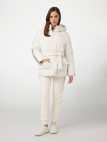 GUESS Winter Jacket in White