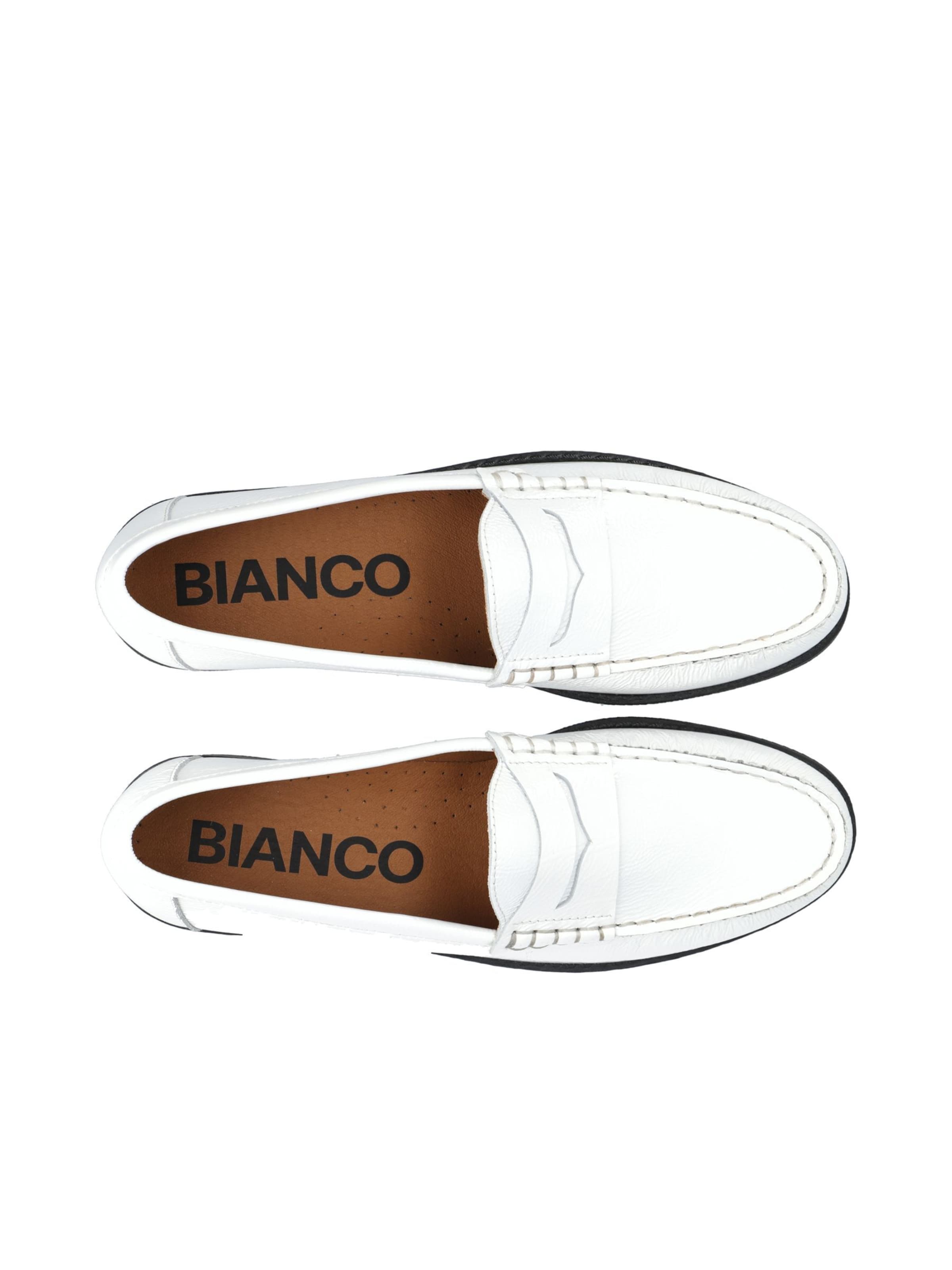 Bianco Moccasins 'Pop' in White