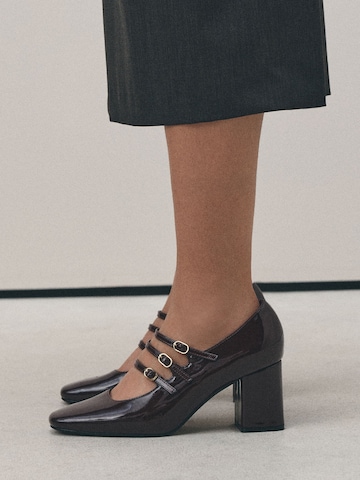 raudona Next Basutės 'Forever Comfort'