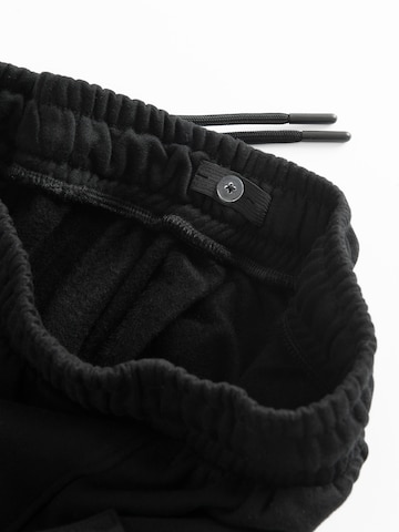 Cool Club Regular Pants in Black