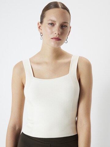 Ipekyol Knitted Top in White: front