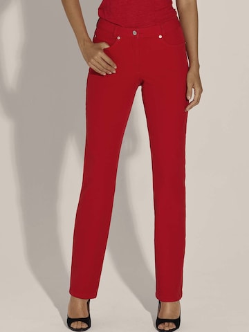 MADELEINE Slimfit Jeans in Rood: voorkant