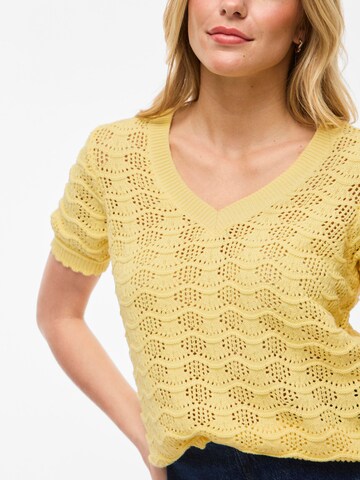 Pullover 'VICoby' di VILA in giallo