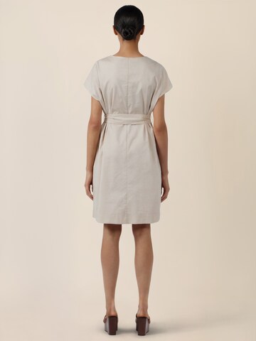 APART Kleid in Beige