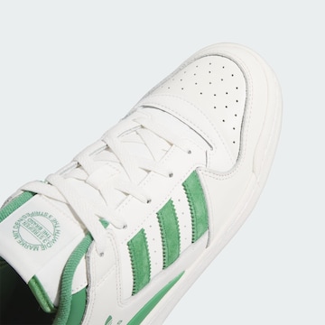 Baskets basses 'Forum' ADIDAS ORIGINALS en blanc