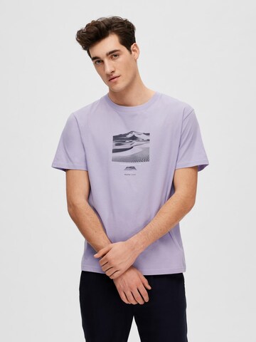 T-Shirt SELECTED HOMME en violet : devant