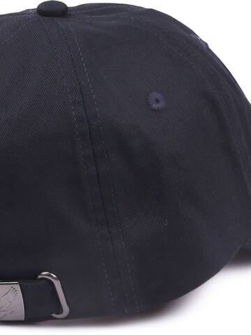 Lyle & Scott Cap in Blue