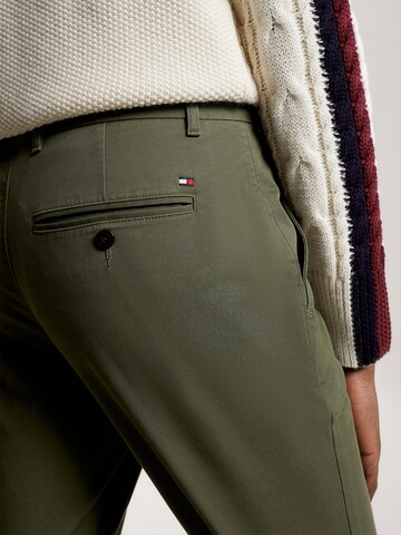 TOMMY HILFIGER Regular Chino Pants 'Bleecker' in Green