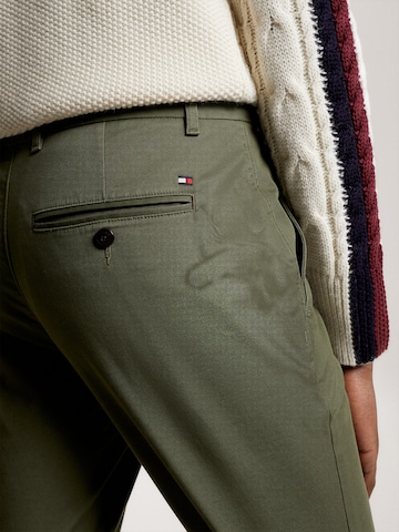 TOMMY HILFIGER Regular Chinohose 'Bleecker' in Grün