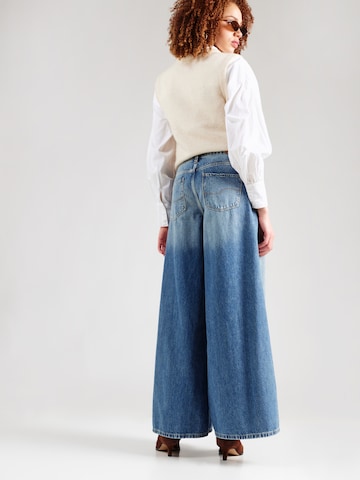 QS Baggy Дънки 'Catie' в синьо