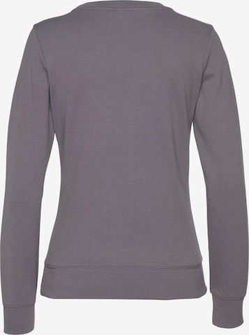 BENCH Sweatshirt in Grey