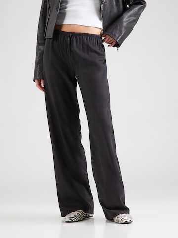 Tally Weijl - Loosefit Pantalón en negro: frente