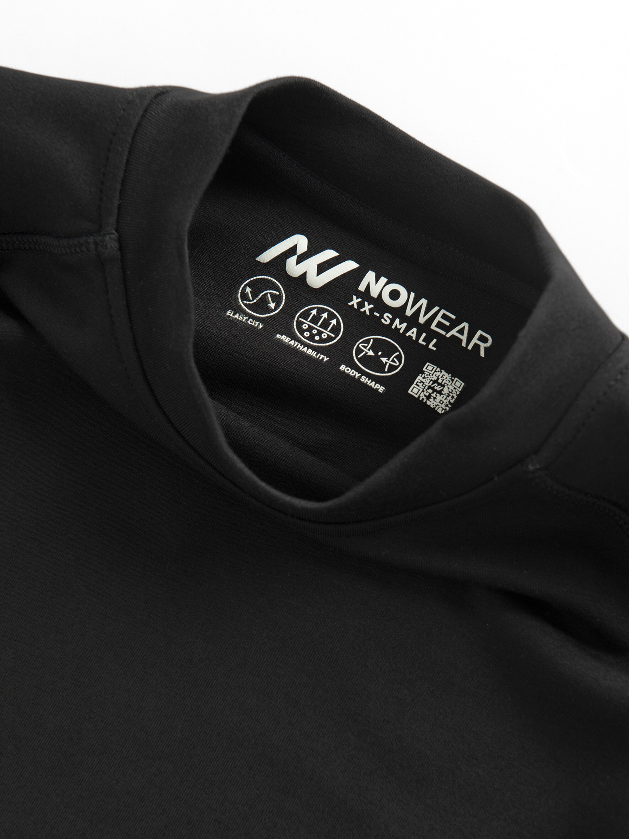 Tricou de la NoWear pe negru