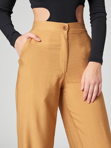 Wide Leg Pantalon 'Merle' millane en marron