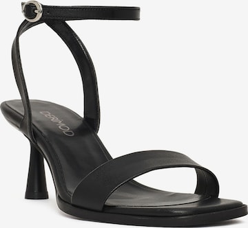 Sandales à lanières Derimod en noir : devant