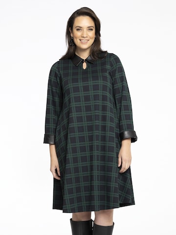 Yoek Dress in Green: front