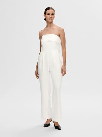 SELECTED FEMME Jumpsuit in White: front