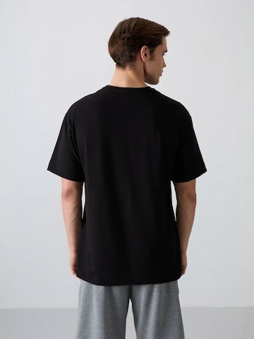 Tommy Life Shirt in Black