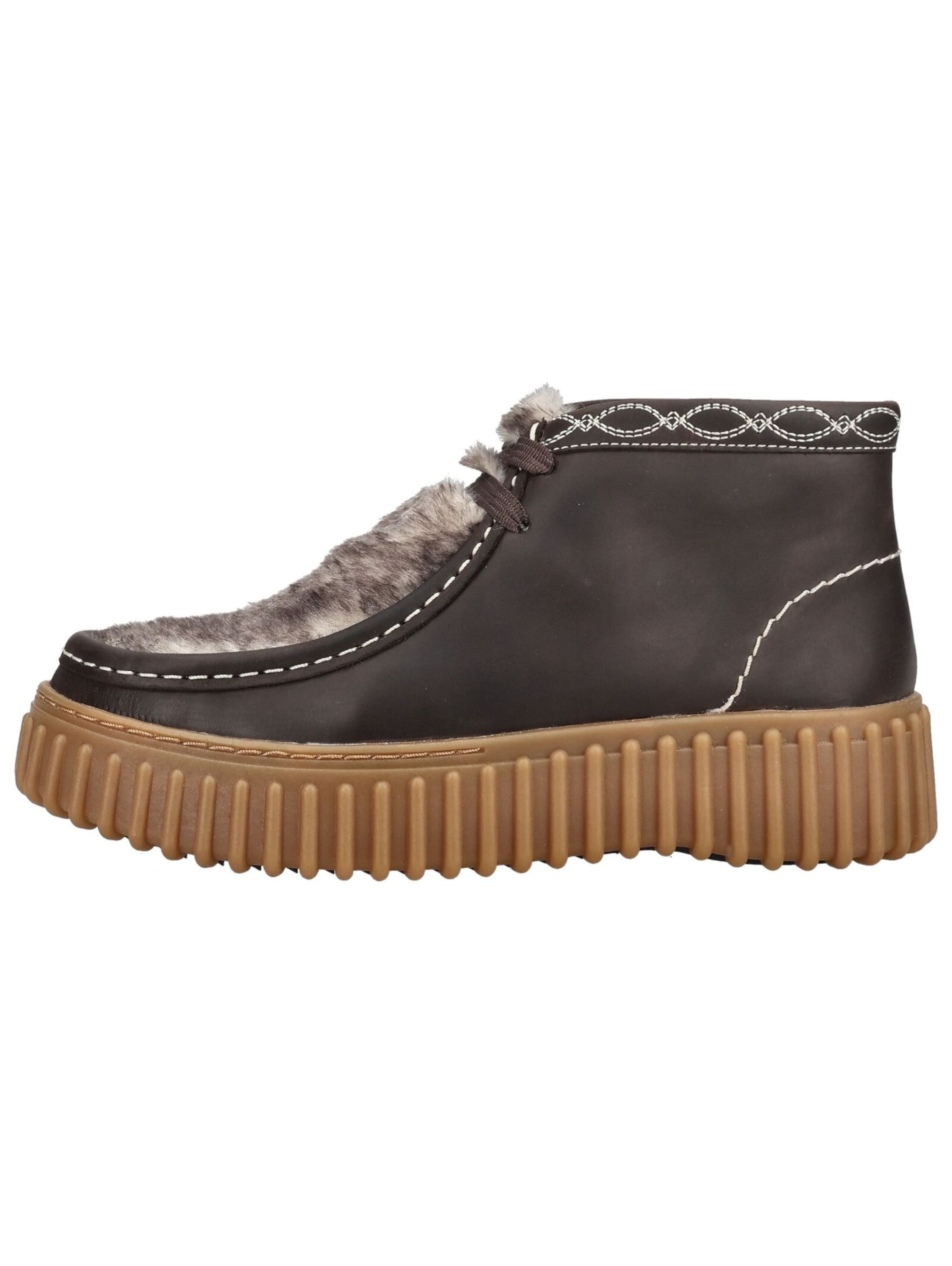 CLARKS Lace-up bootie in Brown