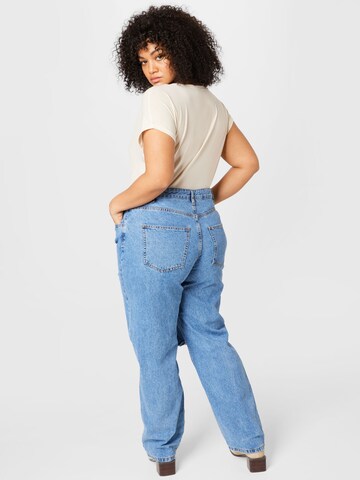 Cotton On Curve Regular Jeans in Blau