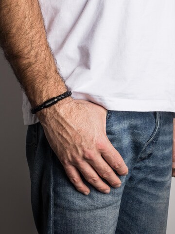 Akitsune Bracelet 'Portus' in Black: front