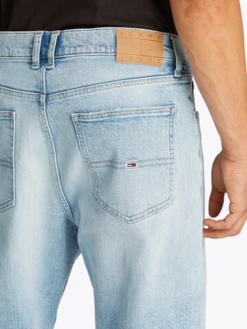 Tommy Jeans Regular Jeans 'ISAAC' in Blau