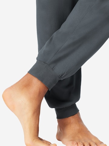 SCHIESSER - Pijama largo 'Comfort Essentials' en azul