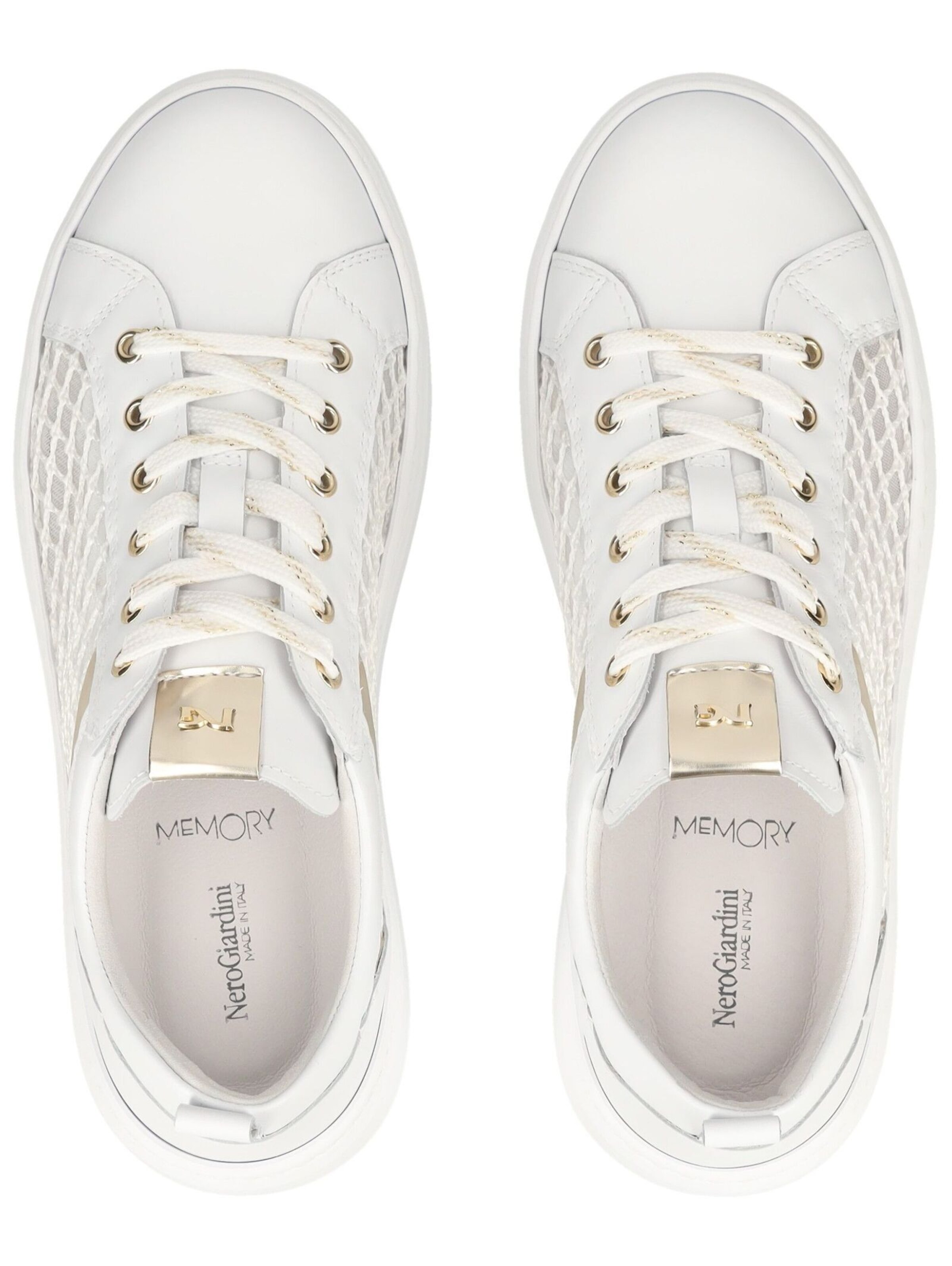 Baskets basses Nero Giardini en blanc