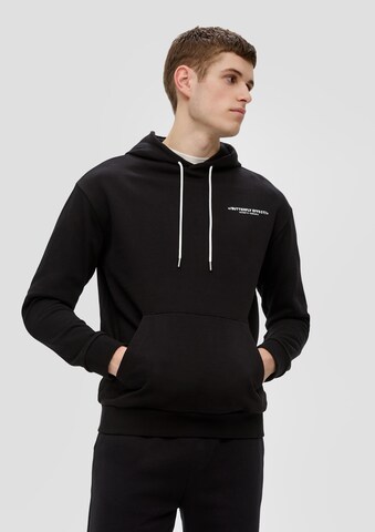 QS Sweatshirt in Zwart: voorkant