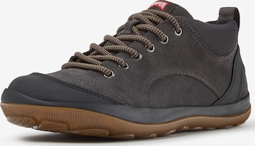Sneaker bassa 'Peu Pista' di CAMPER in grigio: frontale