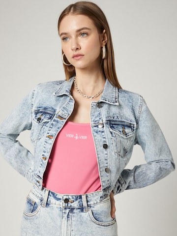 VIERVIER Between-Season Jacket 'Tina' in Blue: front