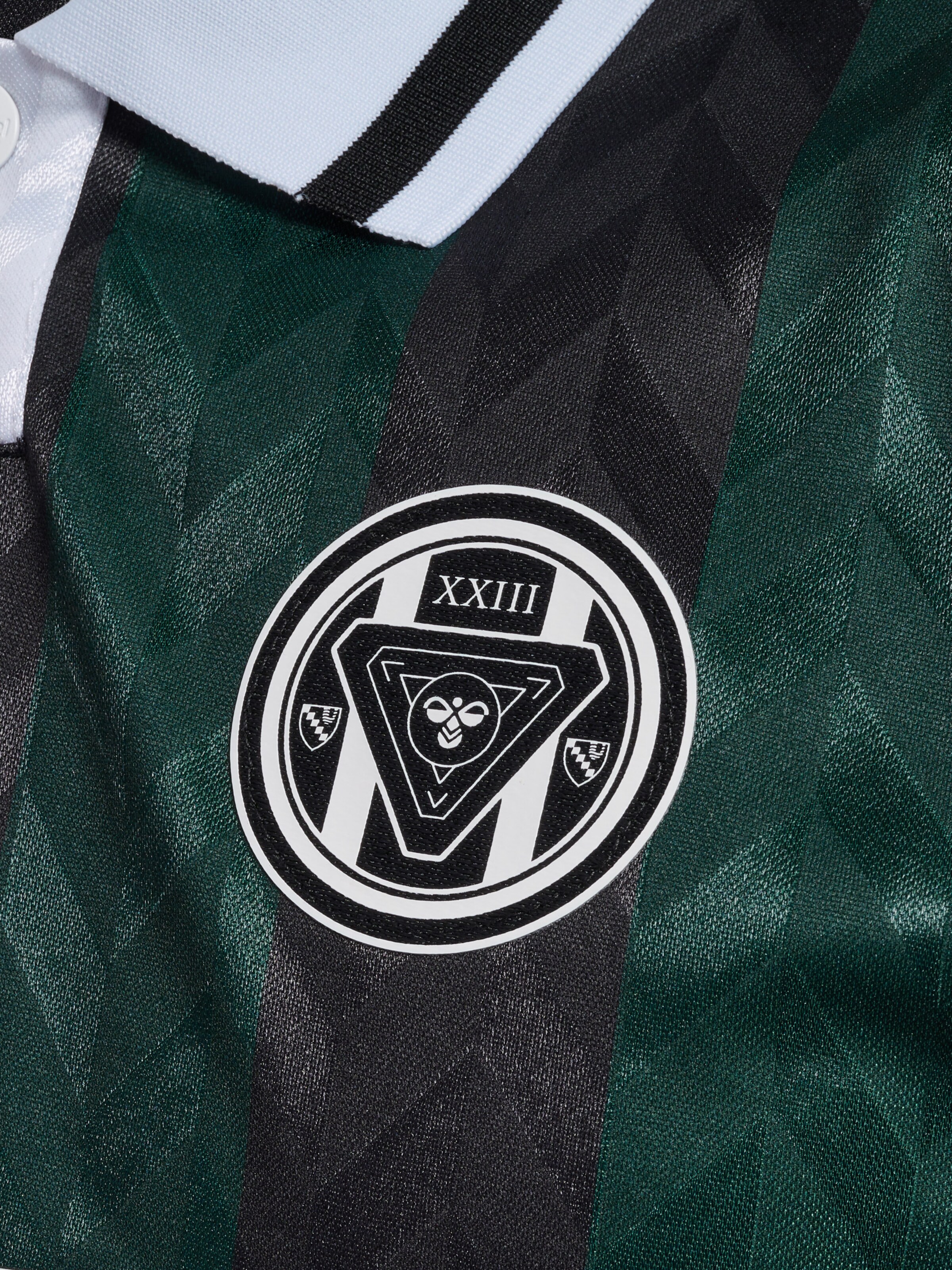 Hummel Tricot in Groen