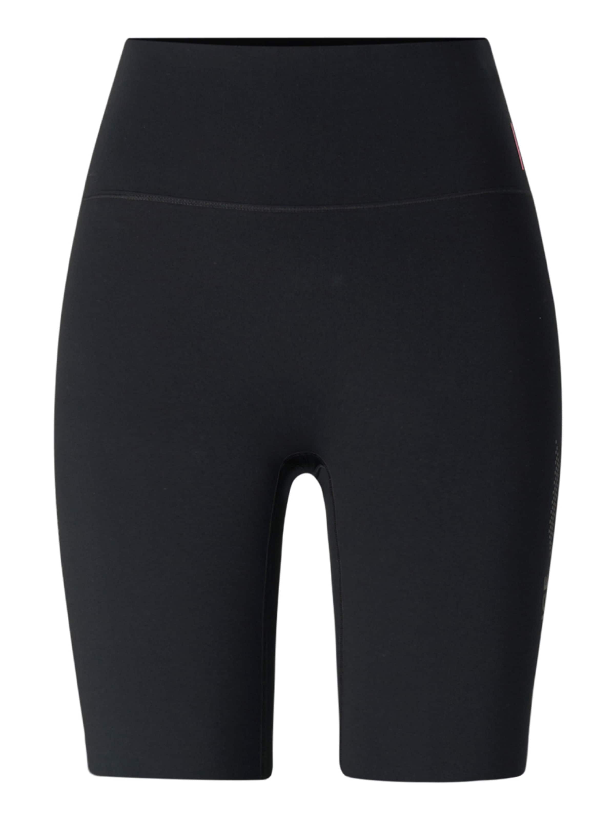 Bogner Fire + Ice Shorts 'Cammi' in schwarz, Produktansicht