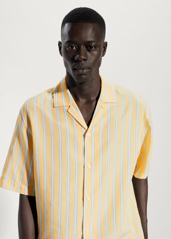 MANGO MAN Regular fit Button Up Shirt 'Estrenc' in Yellow