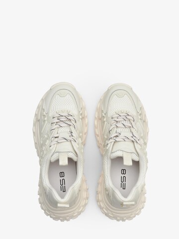 Estro Sneakers '8880' in Beige