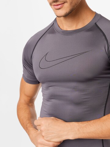 NIKE Functioneel shirt 'Pro' in Grijs