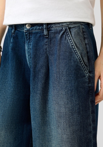 Barrel Jean à pince QS en bleu