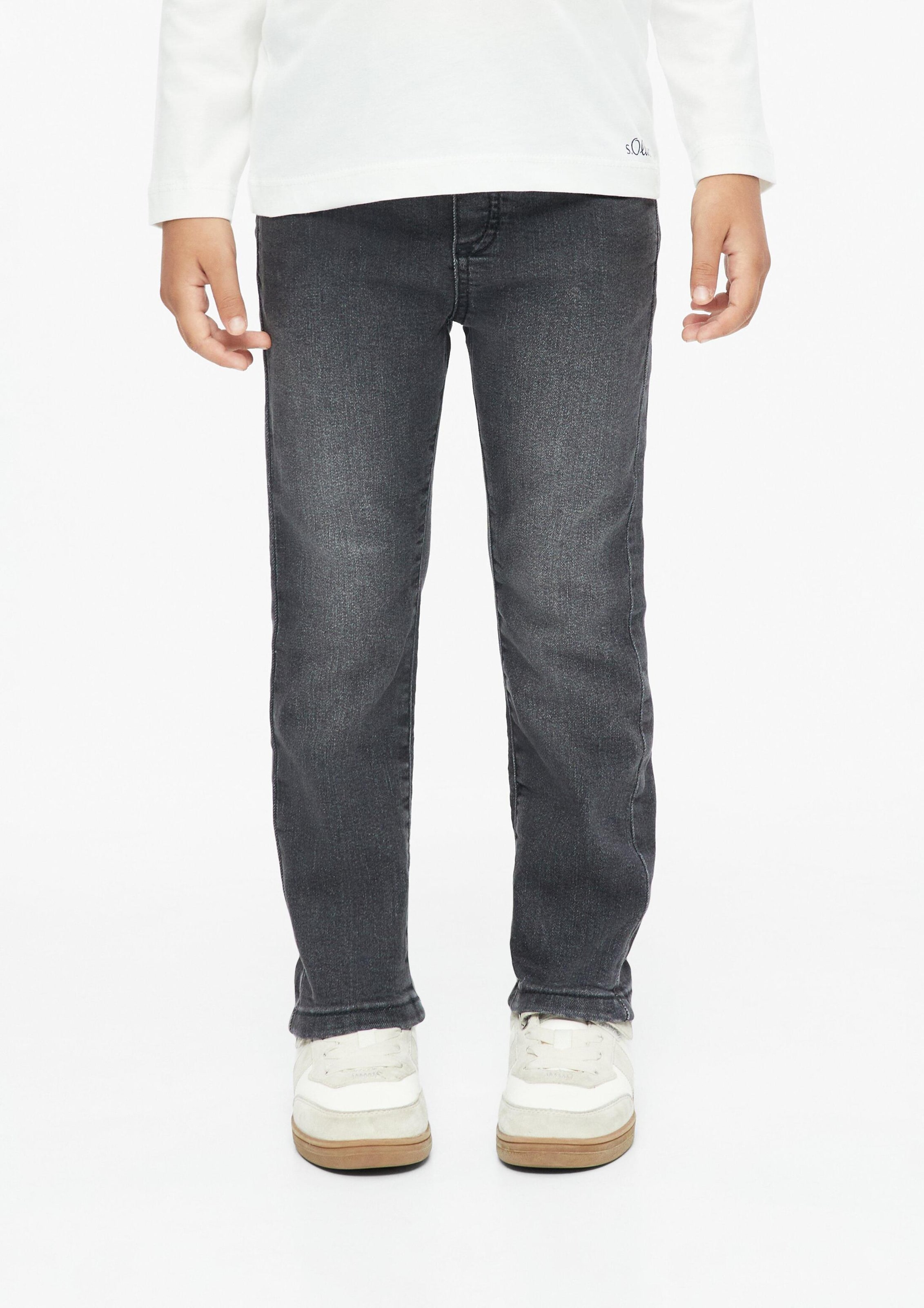 Regular Jeans 'Pelle' de la s.Oliver pe negru: față