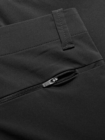 MAMMUT Regular Outdoor Pants in Black