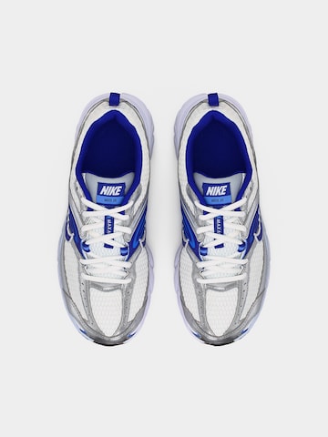 Baskets 'Air Max Moto 2K' Nike Sportswear en blanc