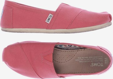 TOMS Flats & Loafers in 37 in Pink: front