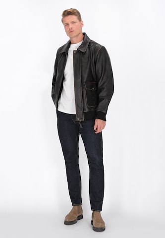 DreiMaster Vintage Tussenjas in Bruin: voorkant