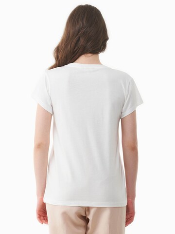 Organication T-Shirt in Weiß