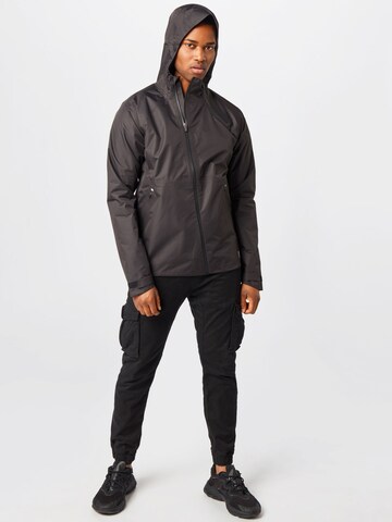 Superdry Sportjacke in Schwarz