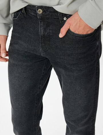 Koton Slimfit Jeans in Zwart