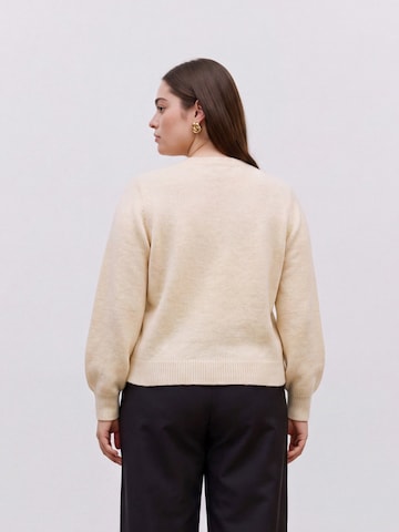 Cardigan 'VMCHAZEL' Vero Moda Curve en beige