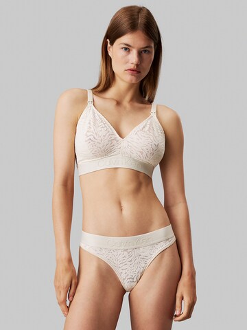 Calvin Klein Underwear Bralette Bra in White: front