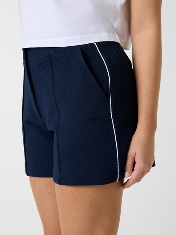 GUESS Regular Hose in Blau