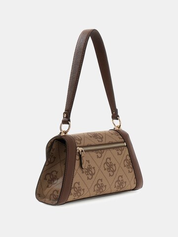 GUESS Schultertasche 'Karnilla' in Braun